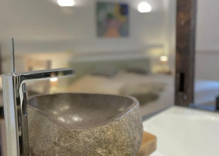 Kleines Altstadt-gaestehaus Mit Garten Und Herz 巴特克罗伊茨纳赫