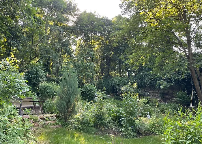 Kleines Altstadt-gaestehaus Mit Garten Und Herz 度假居