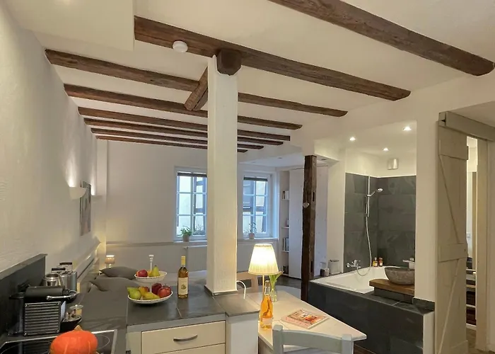 Kleines Altstadt-gaestehaus Mit Garten Und Herz 度假居 巴特克罗伊茨纳赫
